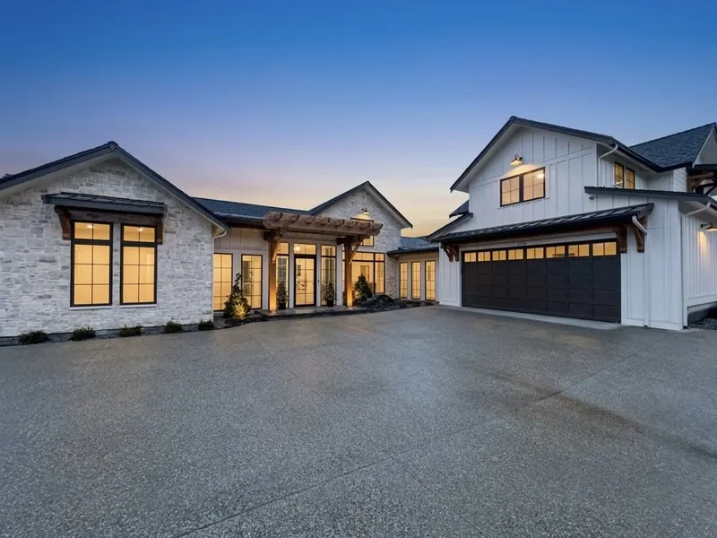 Lake Front Farmhouse